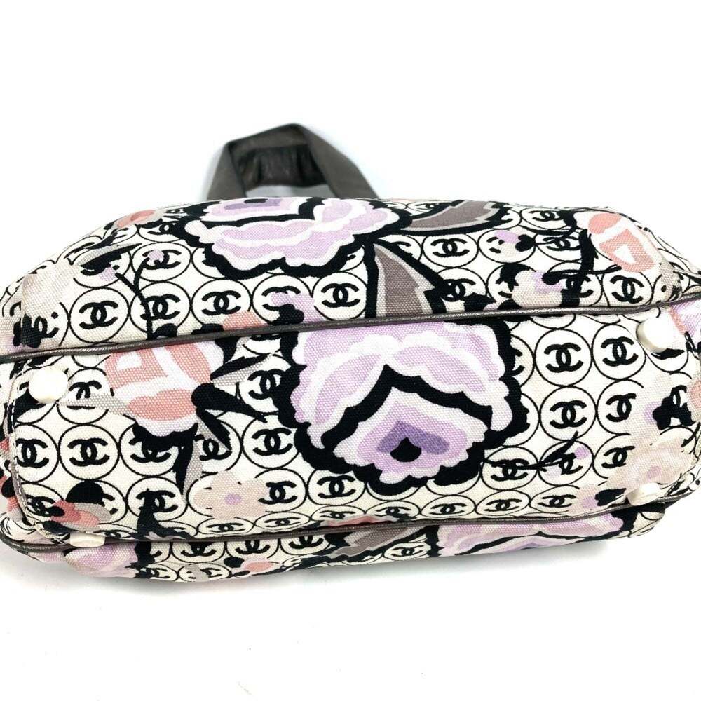 CHANEL Vintage Black Leather Logo Shoulder Bag - Picture 5 of 15